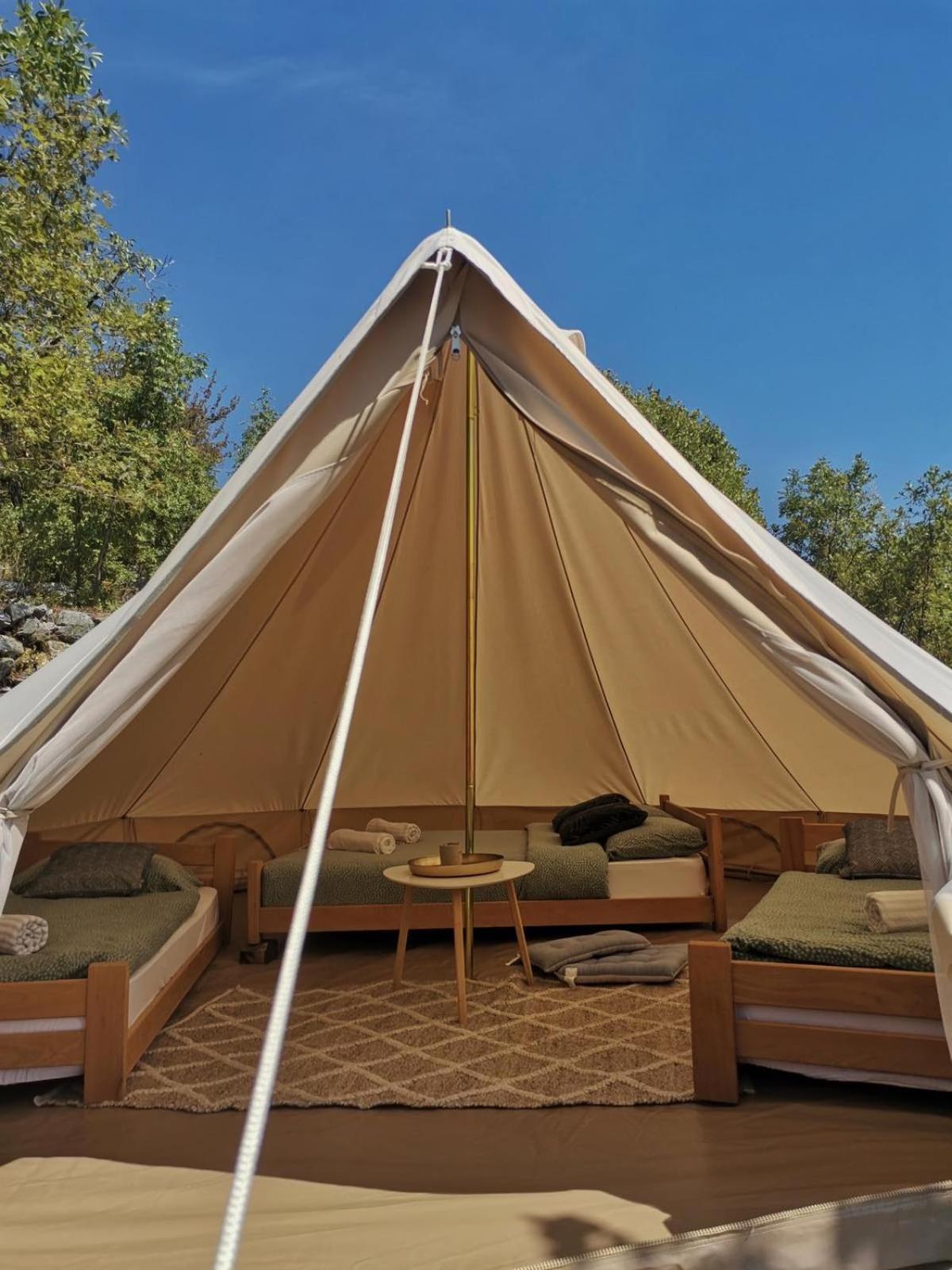 Camp Oaza,Lipa Hotel Cetinje Kültér fotó