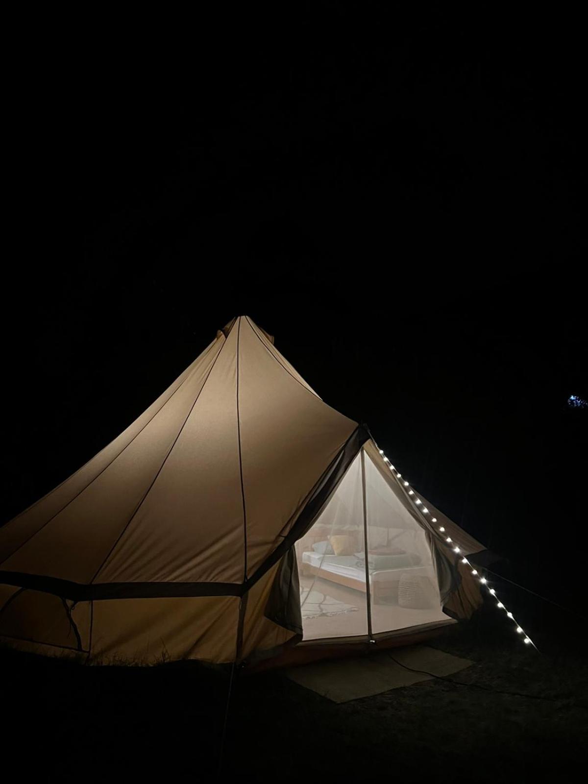 Camp Oaza,Lipa Hotel Cetinje Kültér fotó